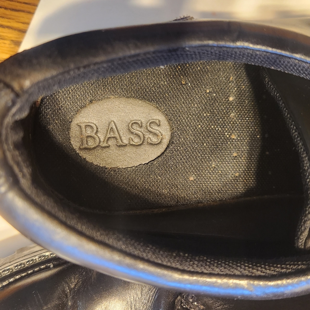 Bass Men's Black Shoes - Picture 11 of 11